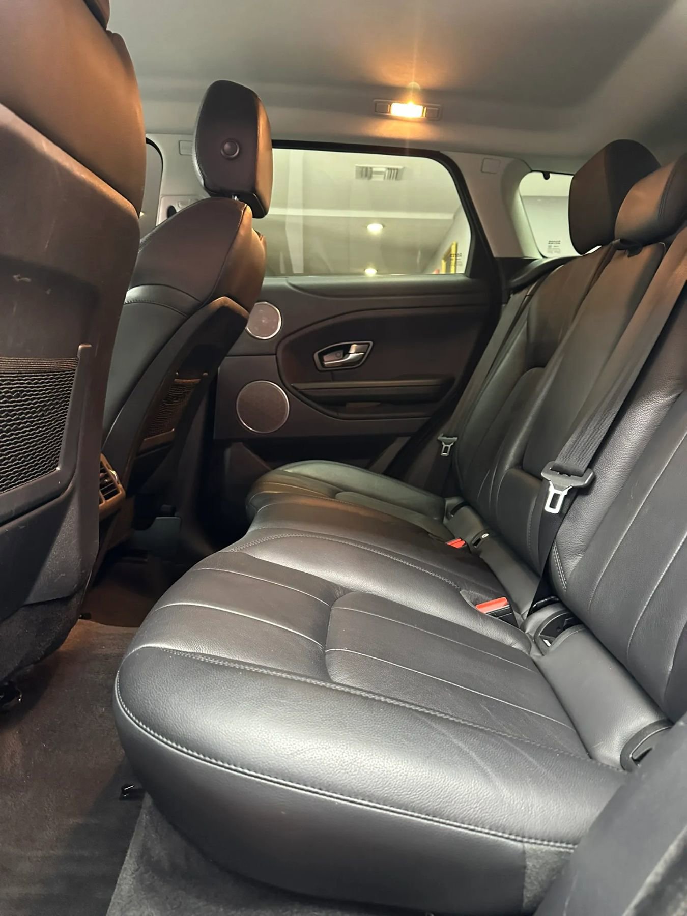 Used 2019 Land Rover Range Rover Evoque SE AWD/4WD image 26