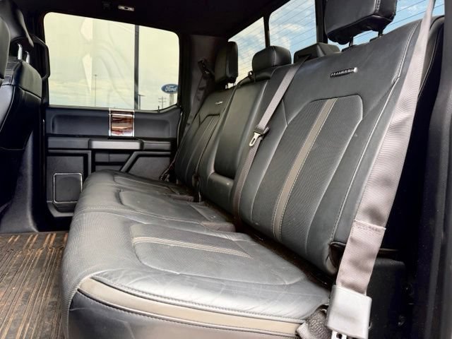 Used 2016 Ford F150 Platinum w/ Equipment Group 701A Luxury AWD/4WD image 8