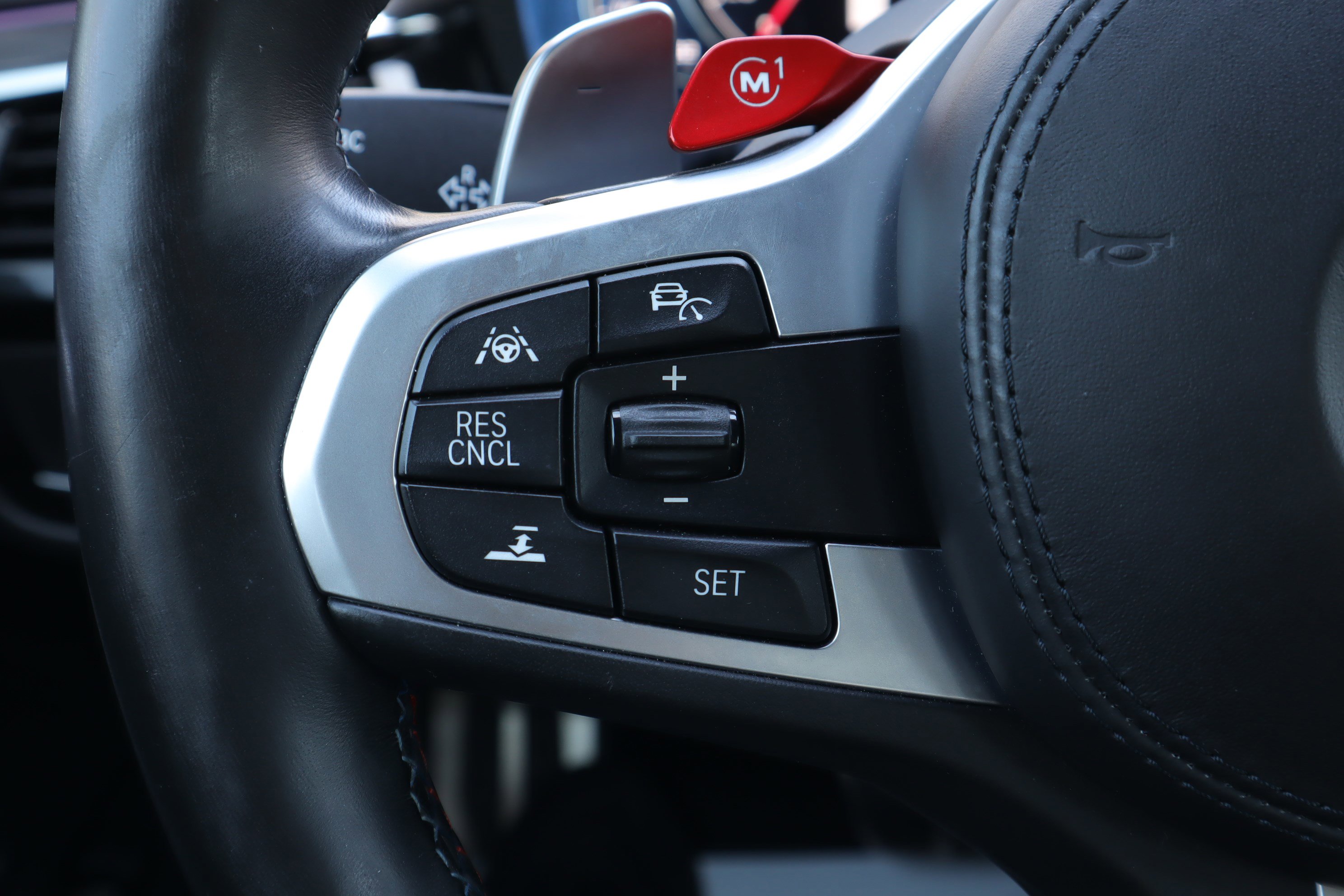 Used 2018 BMW M5 w/ Executive Package image 18