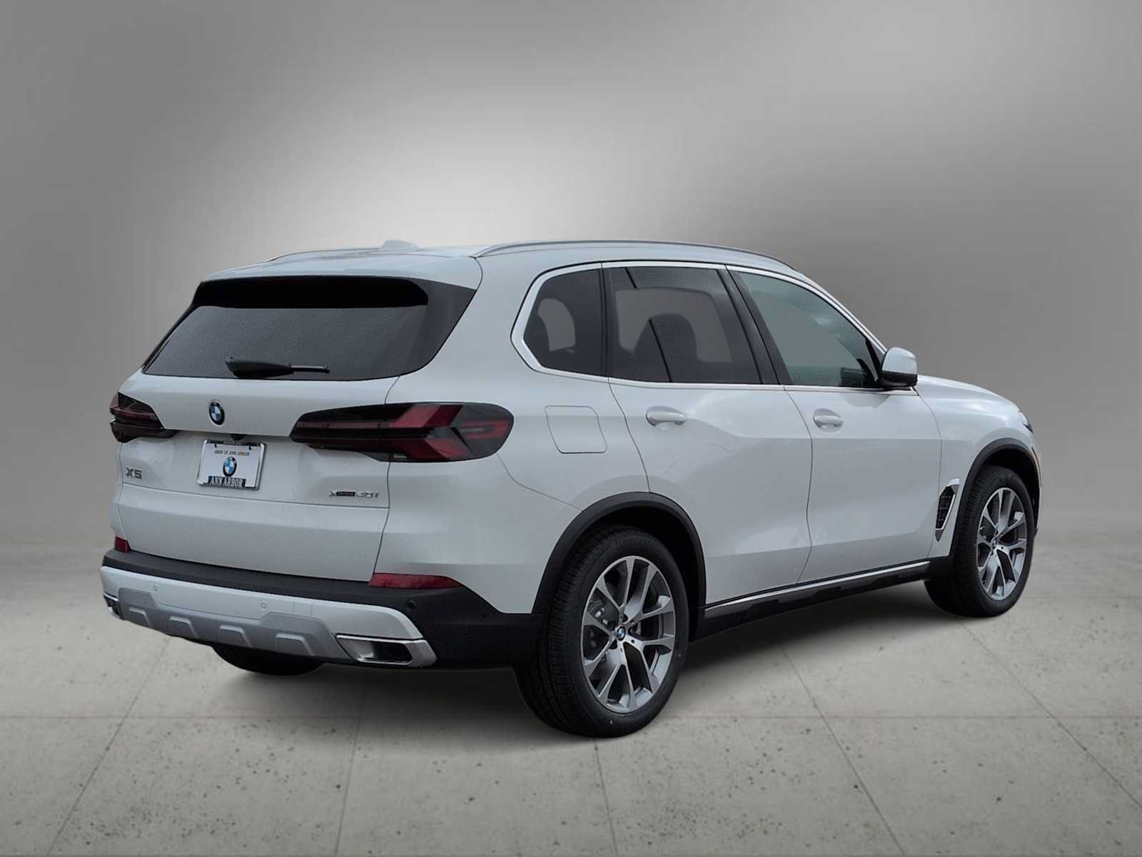 New 2026 BMW X5 xDrive40i w/ Premium Package AWD/4WD image 8
