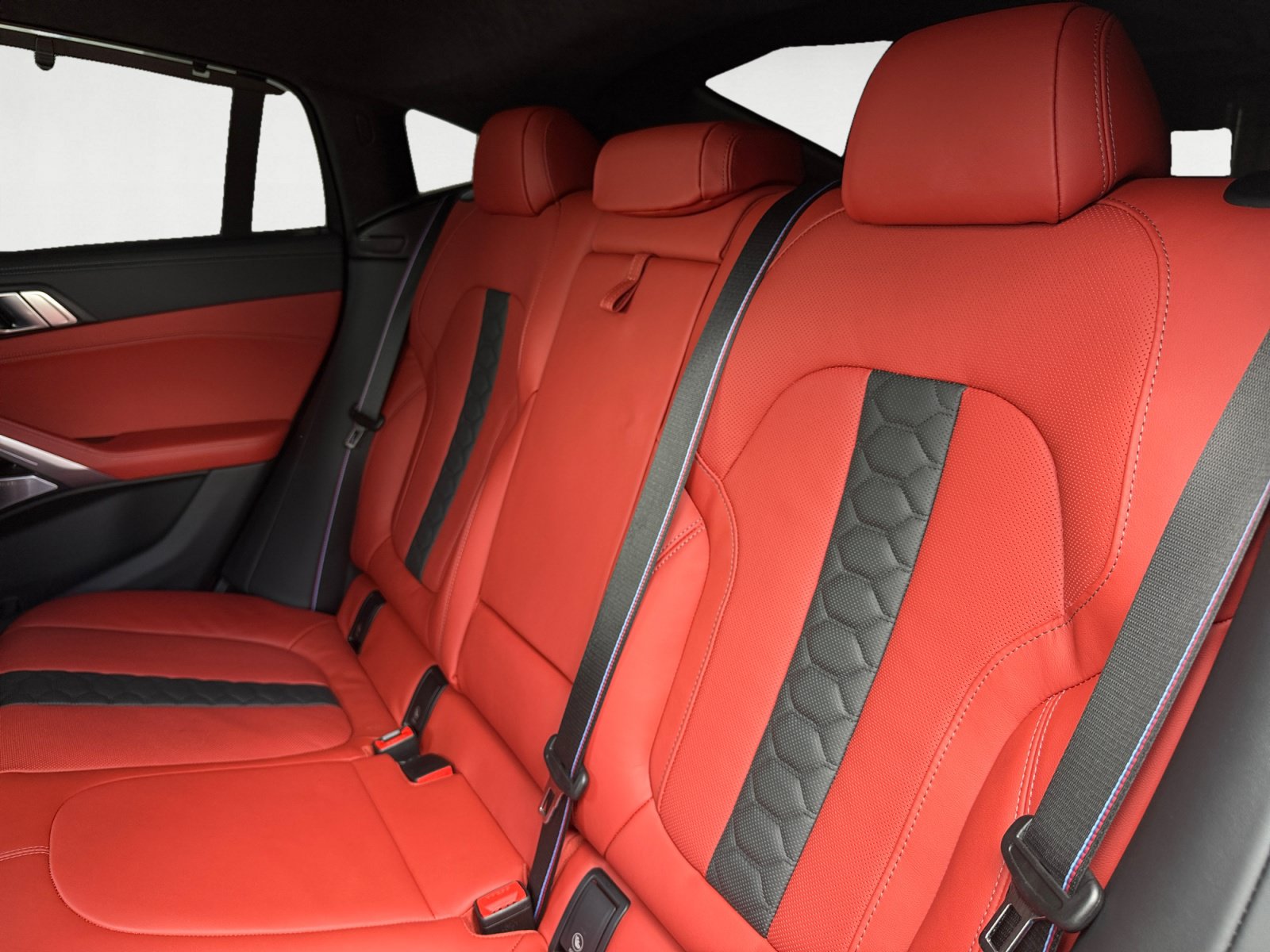 Used 2025 BMW X6 M Competition AWD/4WD image 13