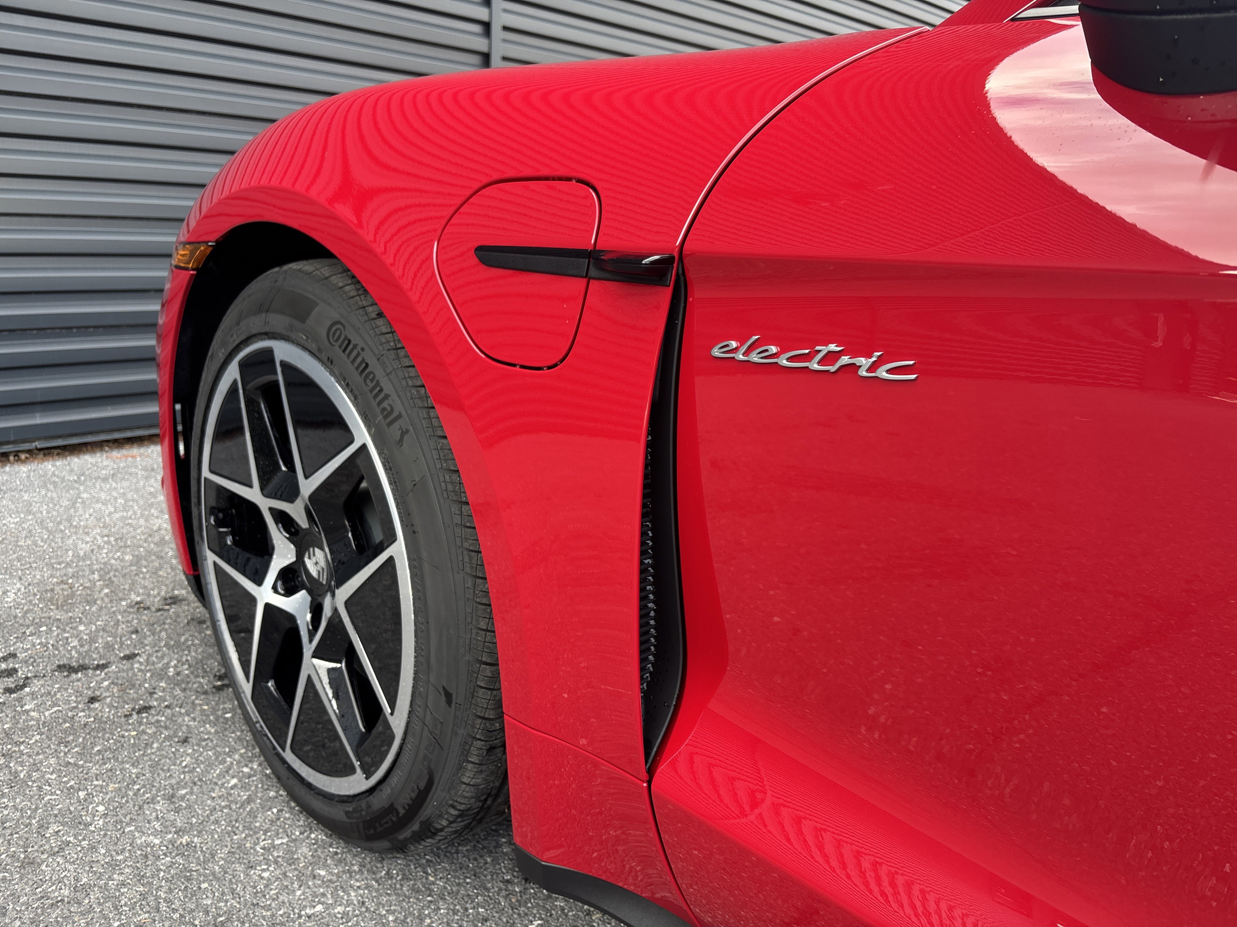 New 2026 Porsche Taycan RWD image 23