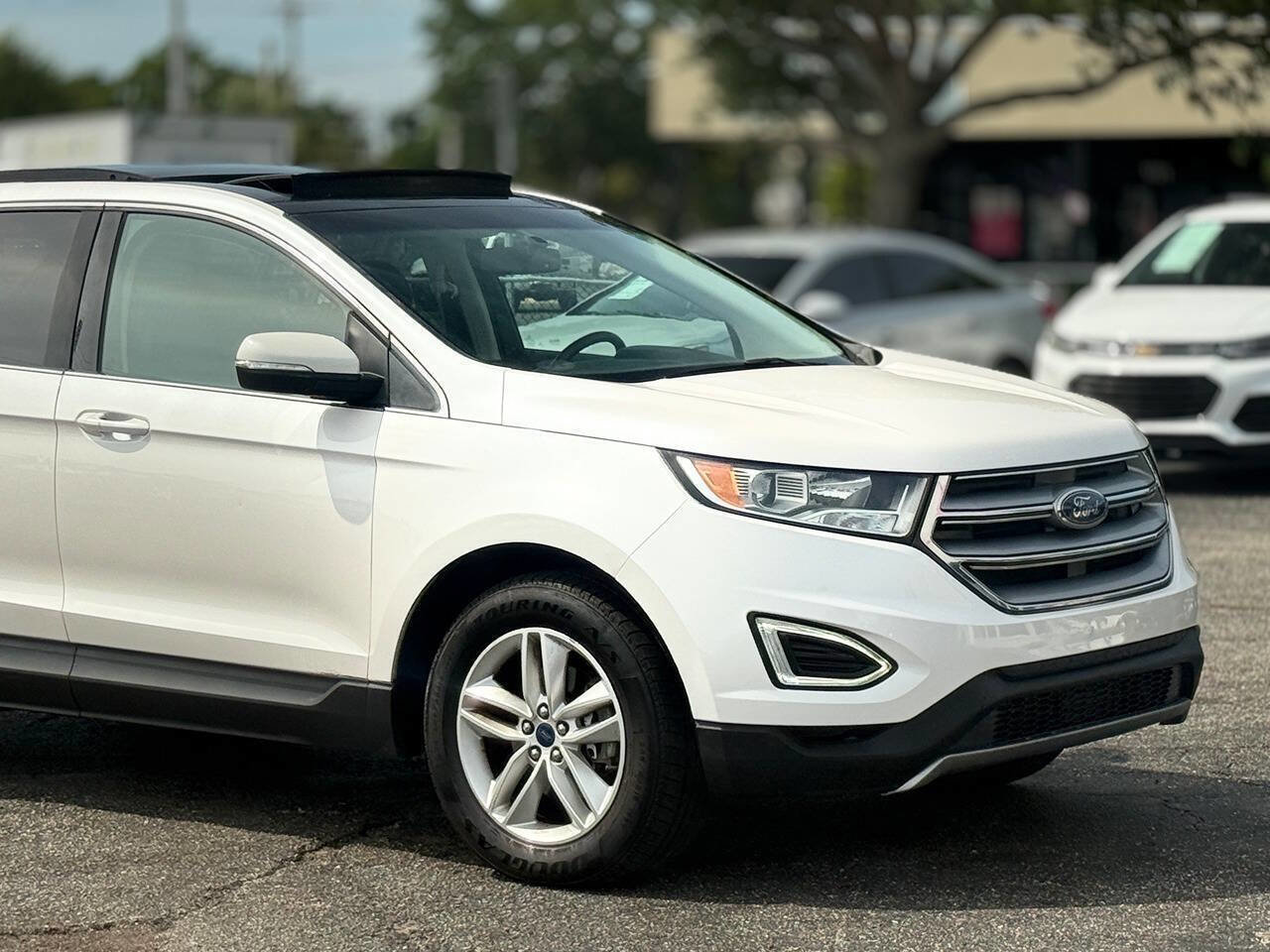 Used 2017 Ford Edge SEL w/ Equipment Group 201A FWD image 11
