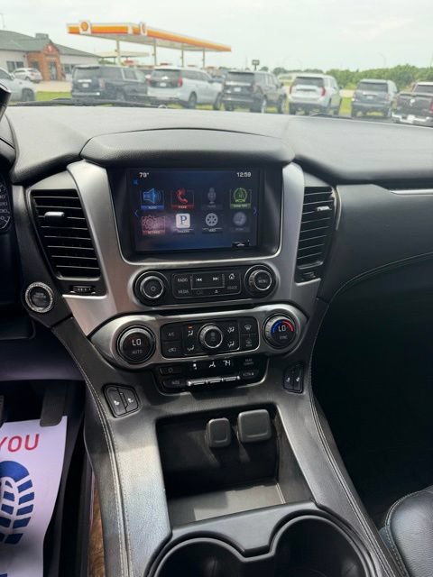Used 2015 Chevrolet Suburban LT w/ Luxury Package AWD/4WD image 11