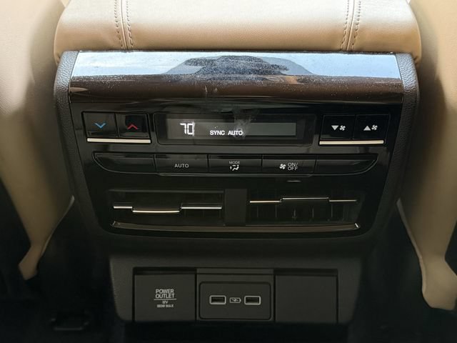 Certified 2024 Acura MDX w/ Technology Package FWD image 31