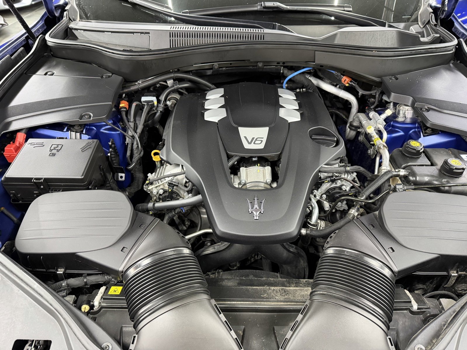 Used 2022 Maserati Levante GT image 25