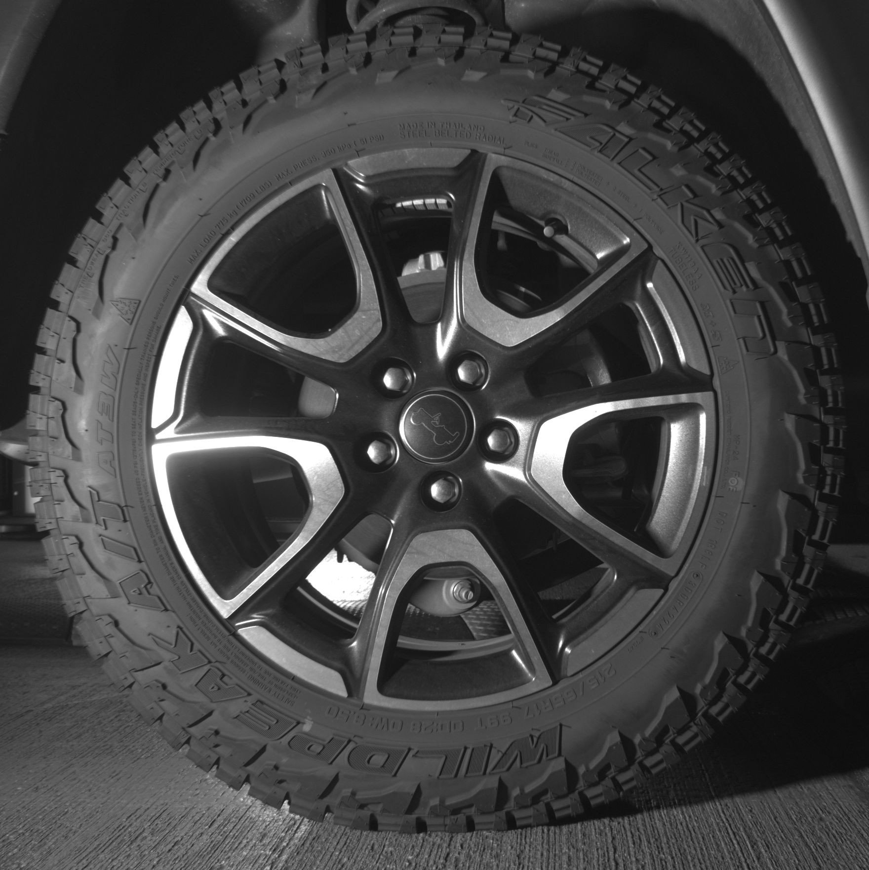 Used 2025 Jeep Compass Trailhawk image 15