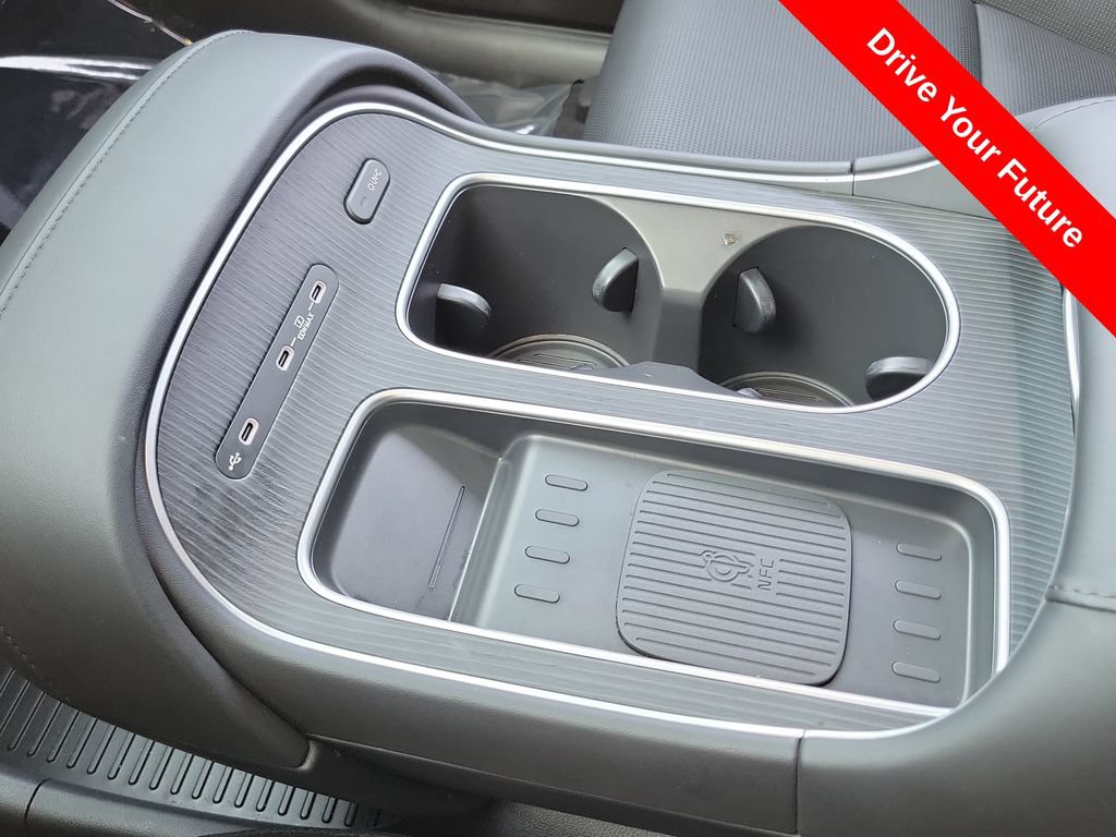 Used 2026 Hyundai Palisade Calligraphy FWD image 14