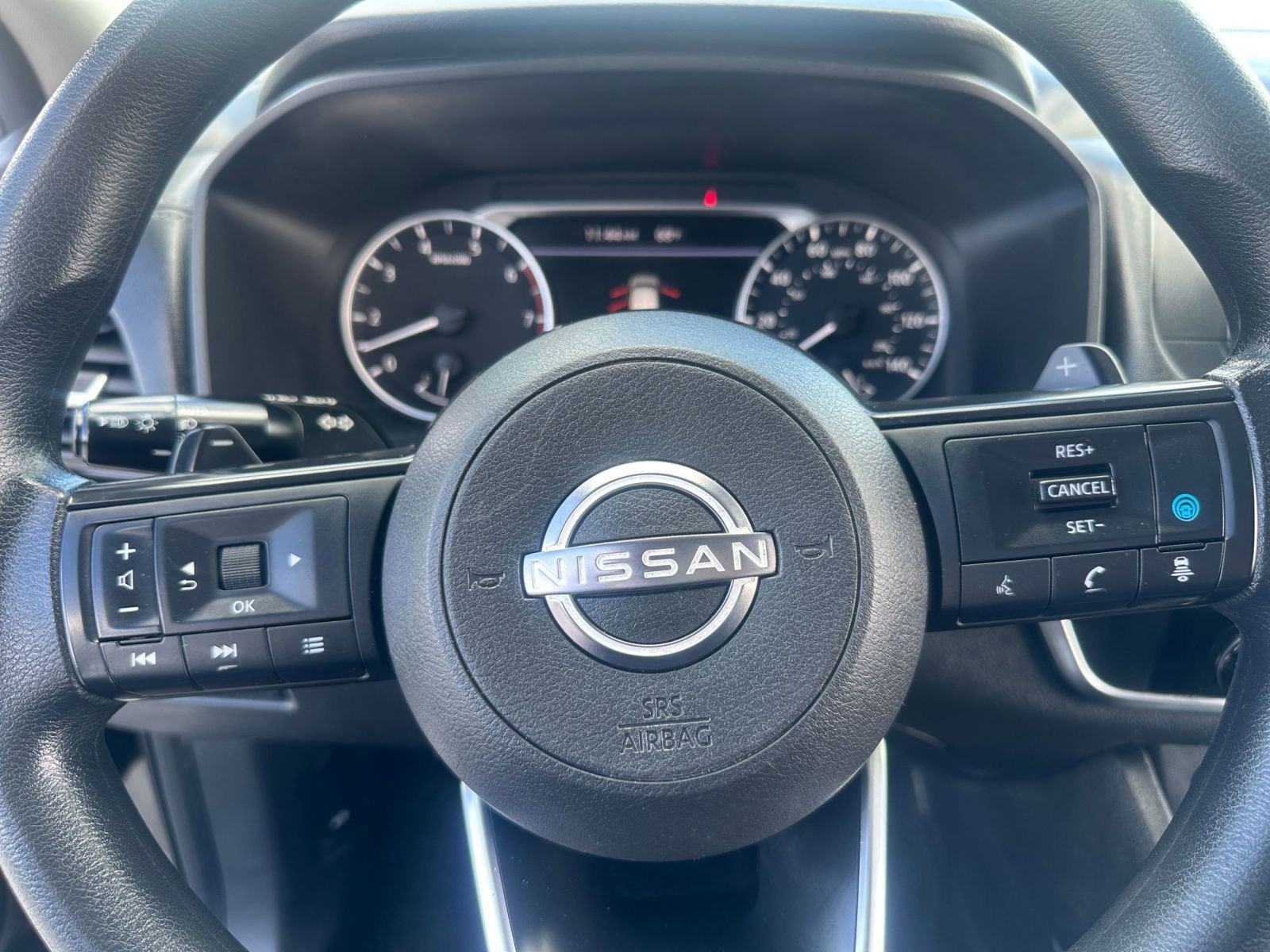 Used 2024 Nissan Rogue SV FWD image 30