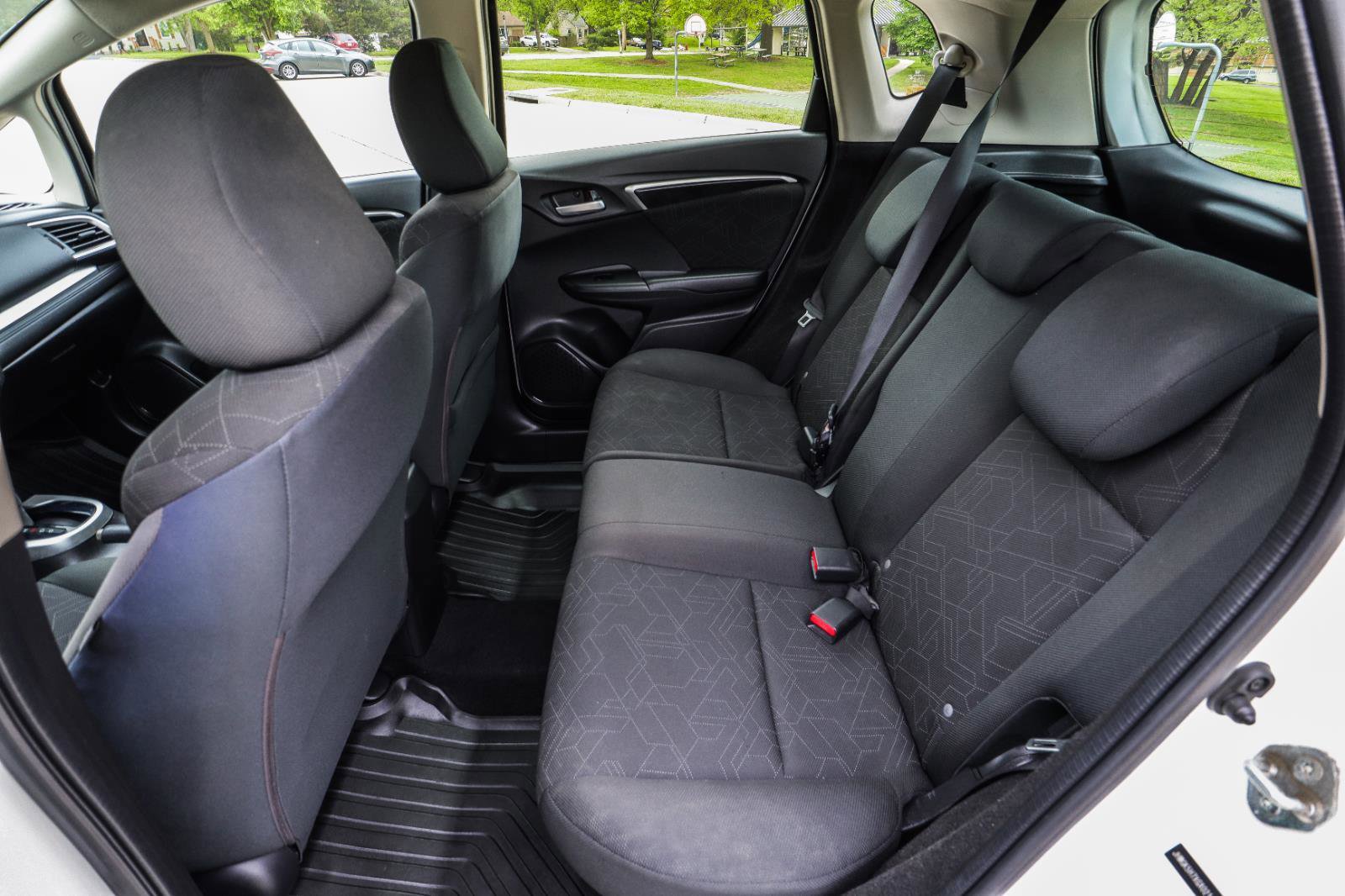 Used 2016 Honda Fit EX image 33
