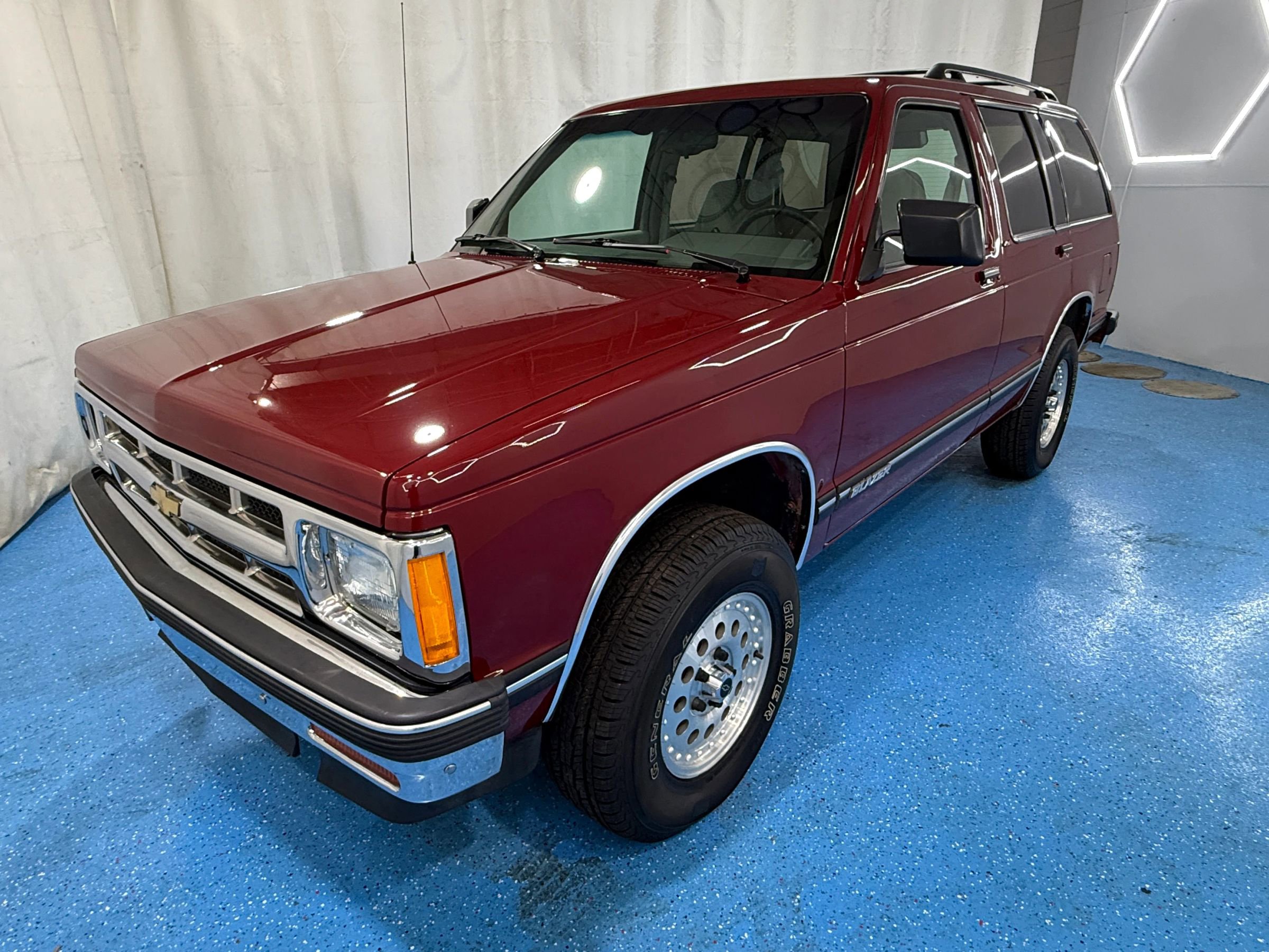 Used 1994 Chevrolet S10 Pickup 4WD 4-Door image 6