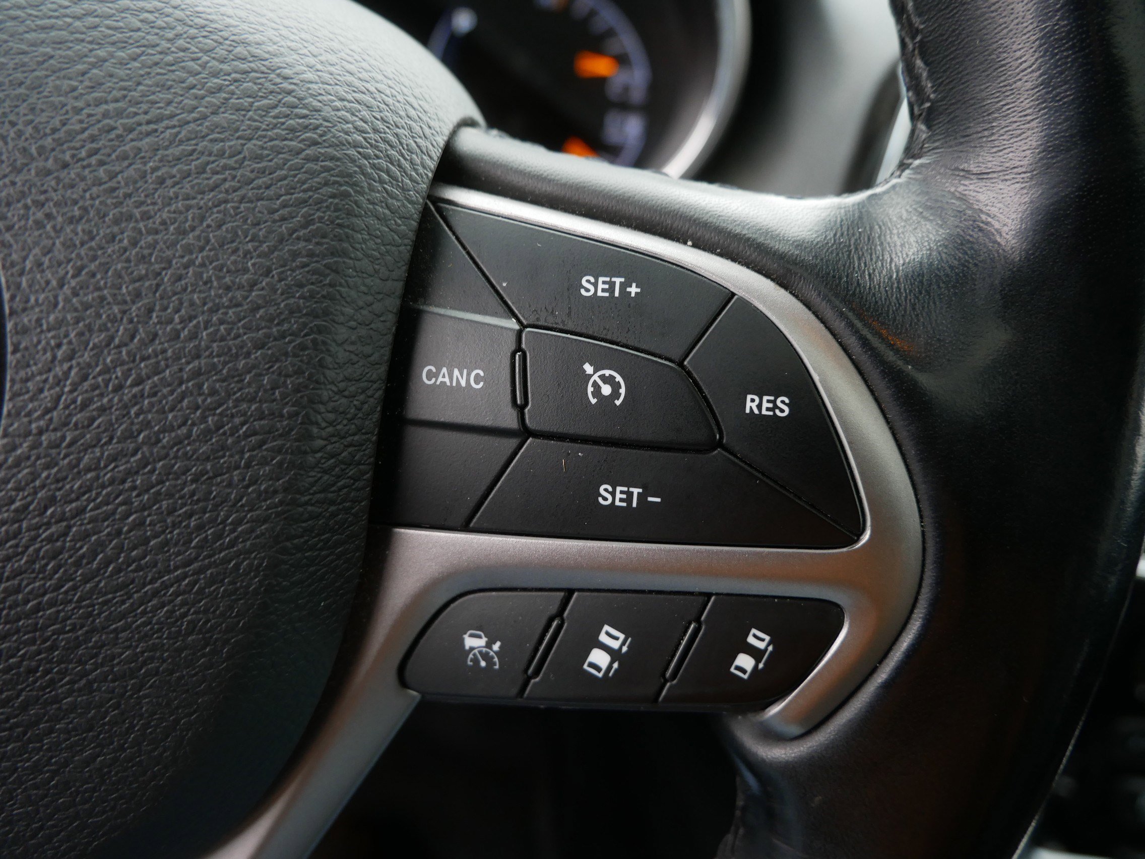 Used 2021 Jeep Grand Cherokee Limited w/ Quick Order Package 28K 80th image 26