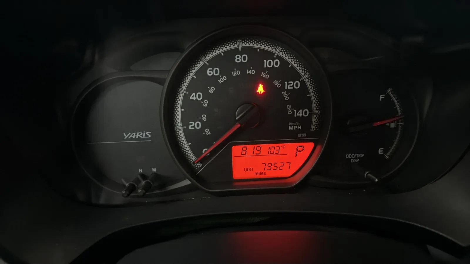 Used 2015 Toyota Yaris L FWD image 11
