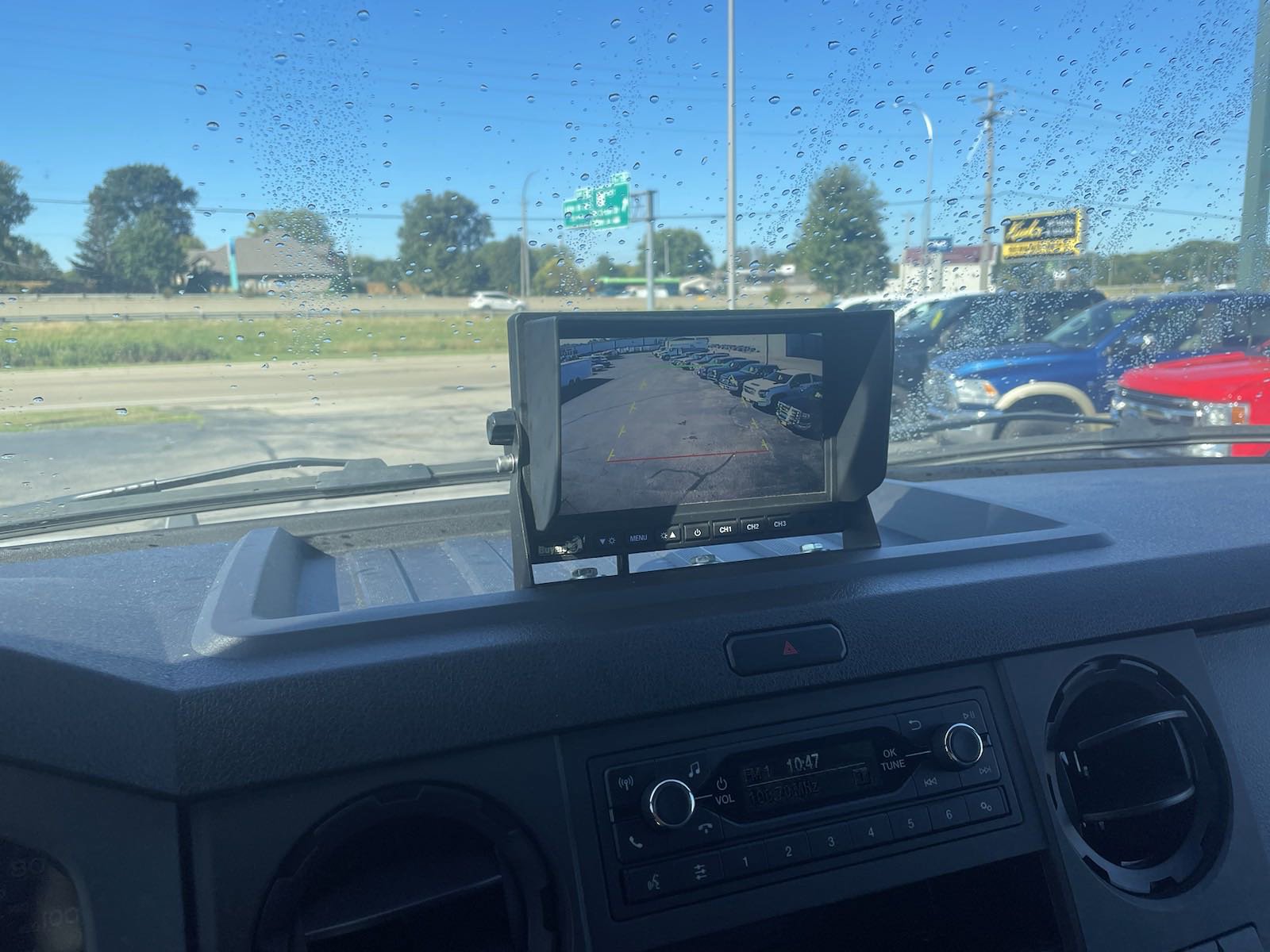 Used 2023 Ford F750 2WD Regular Cab Super Duty image 11