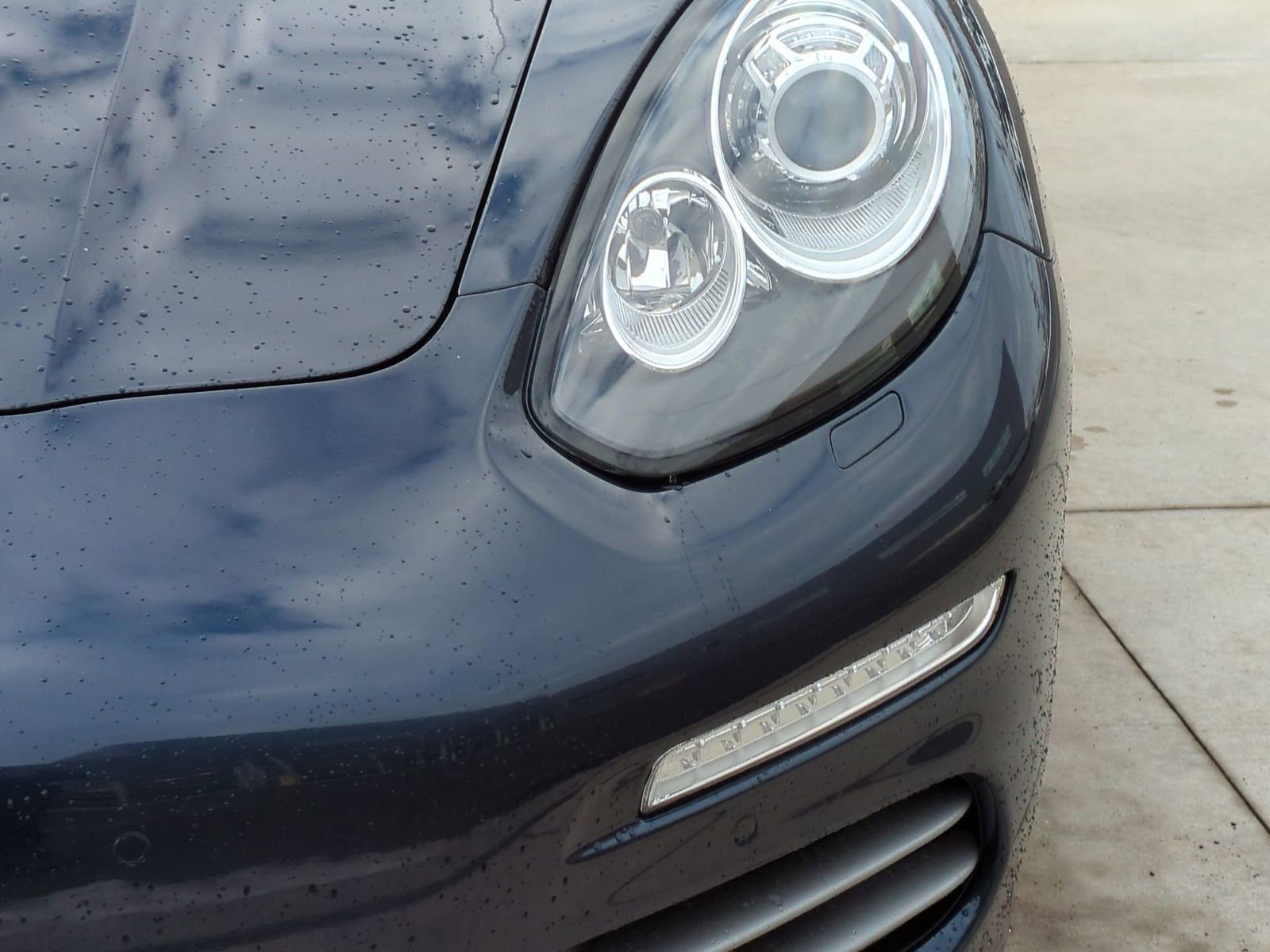 Used 2016 Porsche Panamera 4S image 12