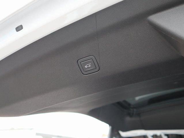 New 2025 GMC Yukon AT4 Ultimate image 10