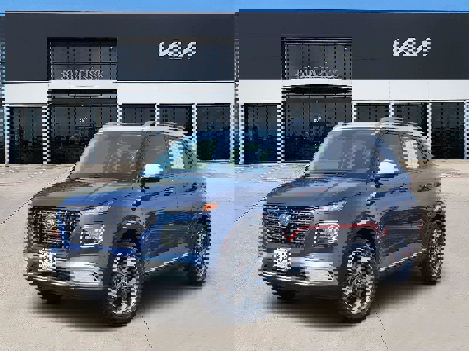 Used 2025 Hyundai Venue Limited video 1