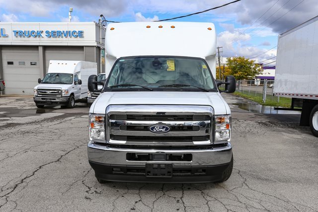 New 2026 Ford E-450 and Econoline 450 Super Duty w/ Power Equipment Group image 4