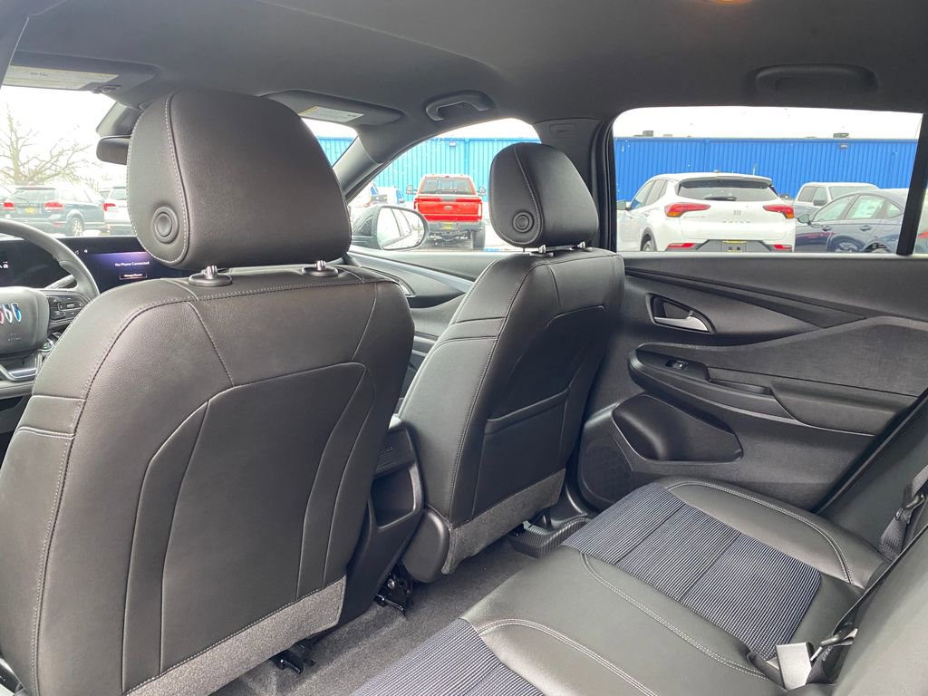 Used 2026 Buick Envista Preferred image 14
