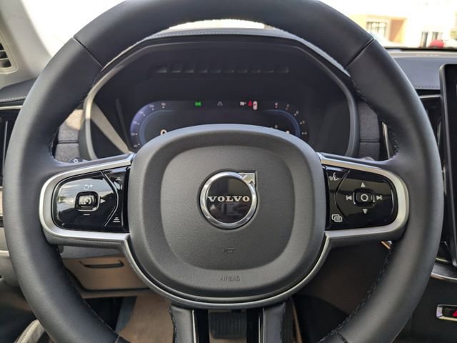 New 2025 Volvo XC90 B6 Plus w/ Protection Package Premier image 34