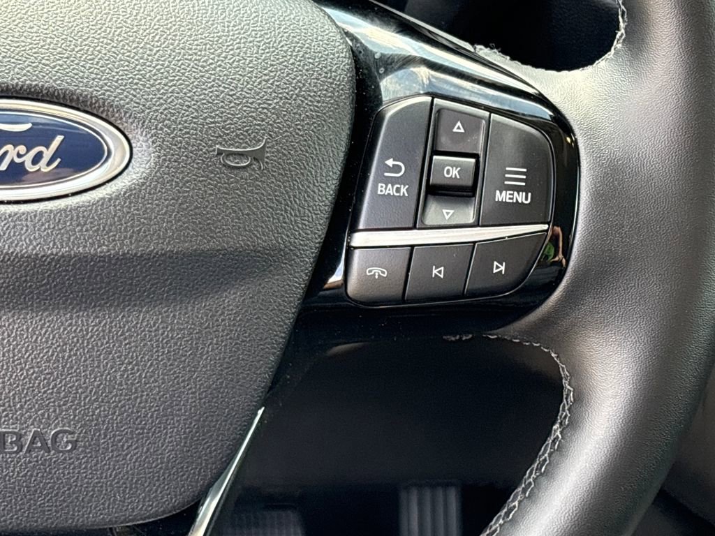 Certified 2025 Ford Escape SE image 20