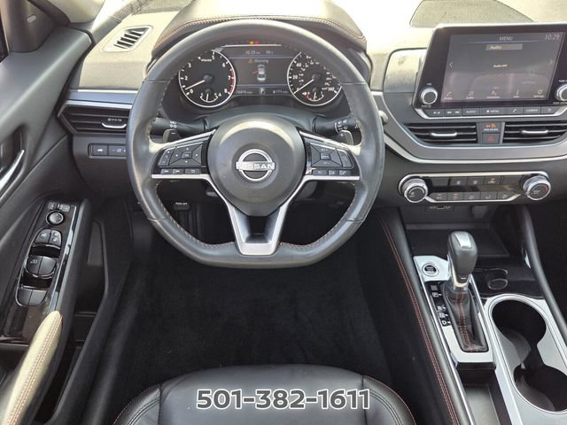 Used 2024 Nissan Altima 2.5 SR FWD image 14