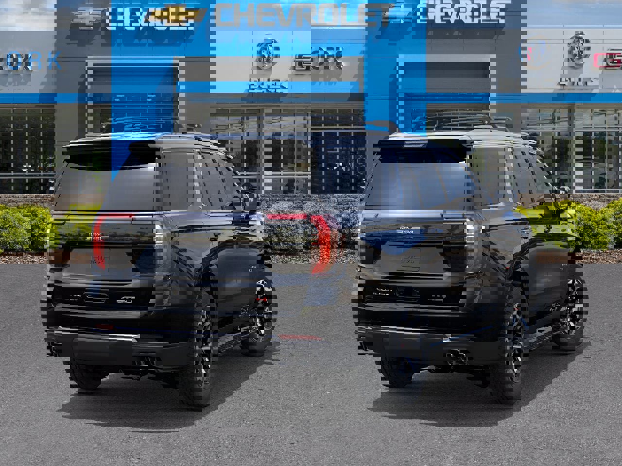 New 2026 GMC Yukon AT4 Ultimate w/ LPO, Floor Liner Package image 28