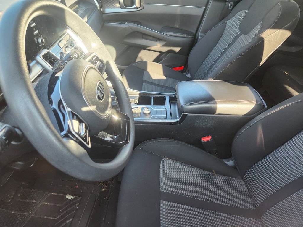 Used 2021 Kia Sorento LX image 23