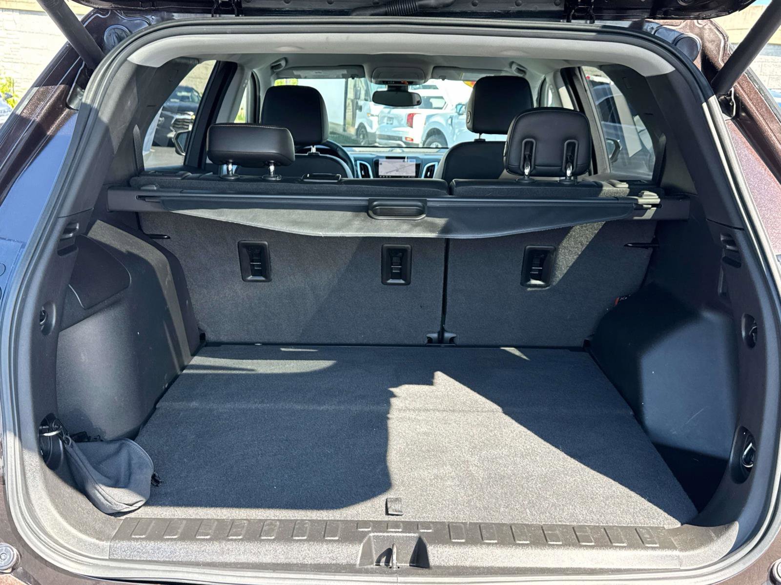 Used 2020 Chevrolet Equinox Premier FWD image 20