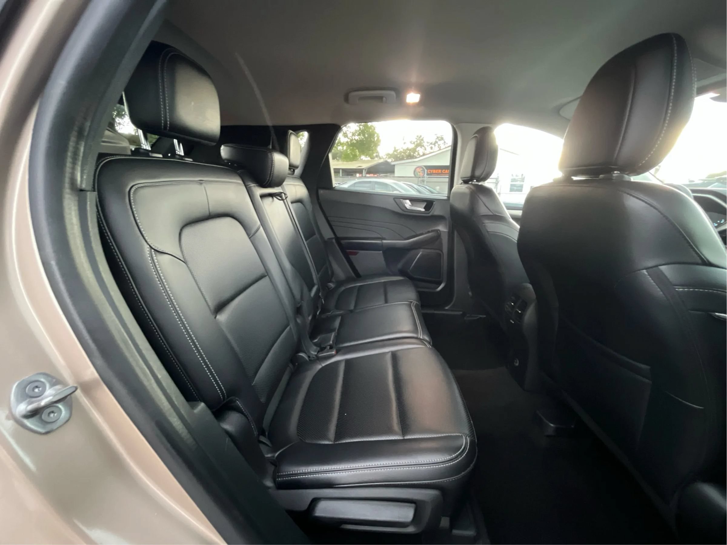 Used 2021 Ford Escape SEL AWD/4WD image 24