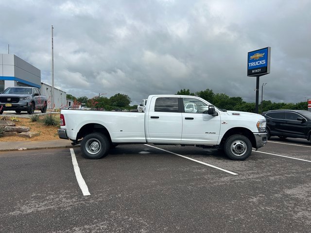 Used 2024 RAM 3500 Big Horn image 25