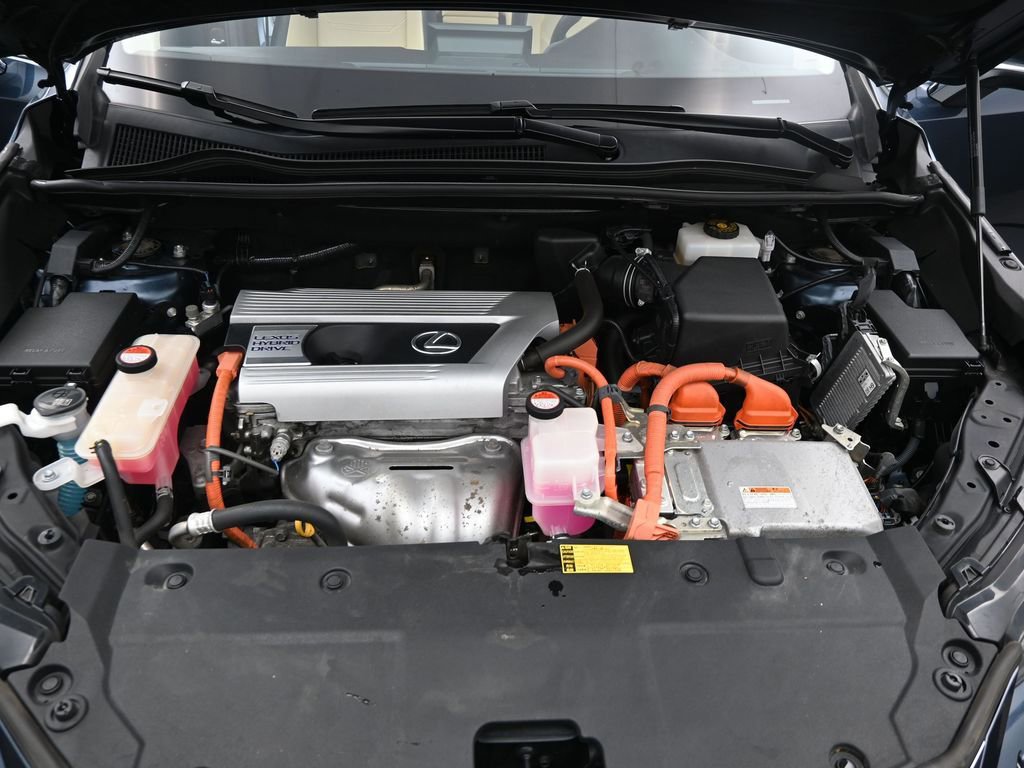 Used 2015 Lexus NX 300h FWD image 11