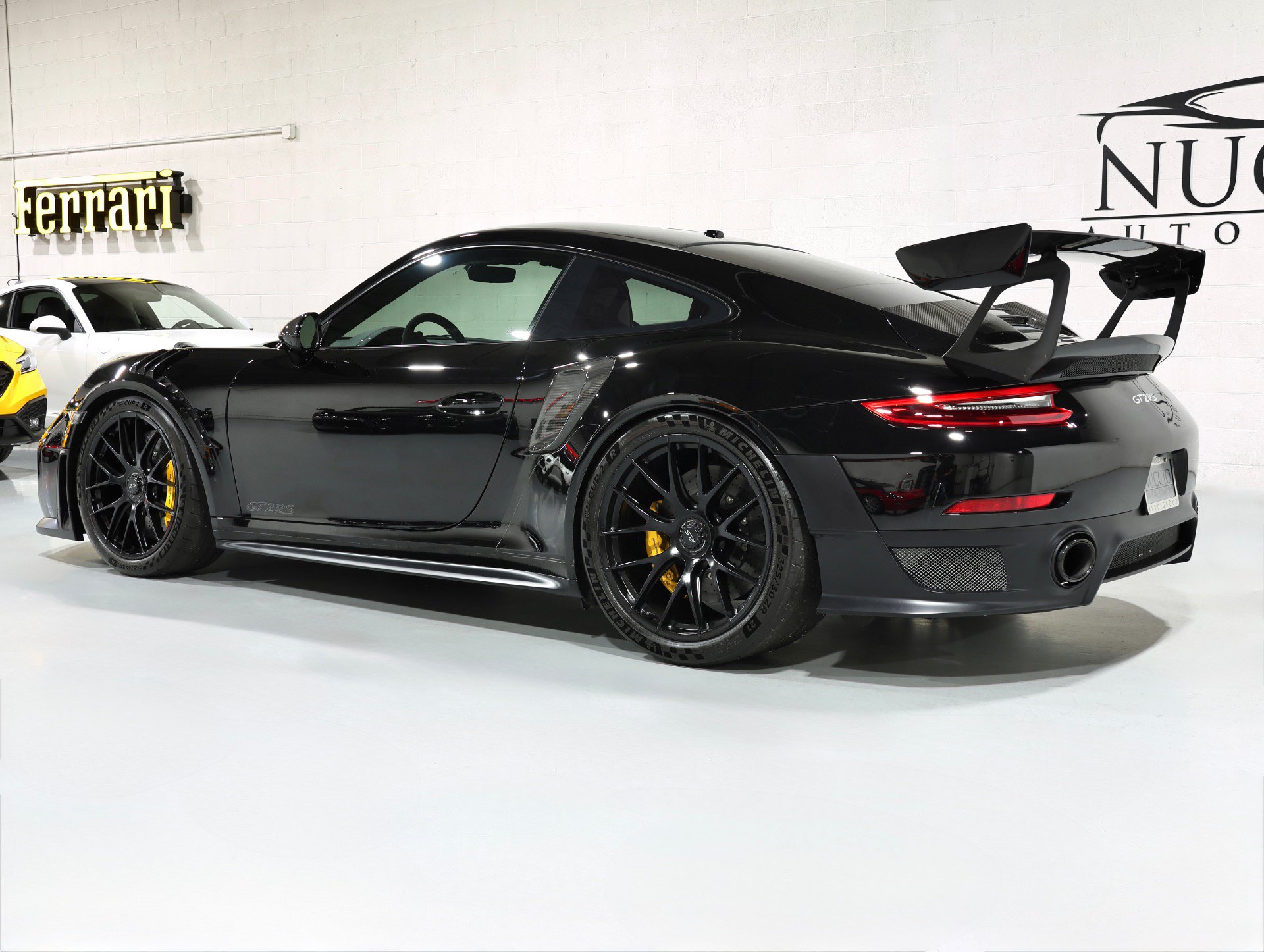 Used 2018 Porsche 911 GT2 RS RWD image 7