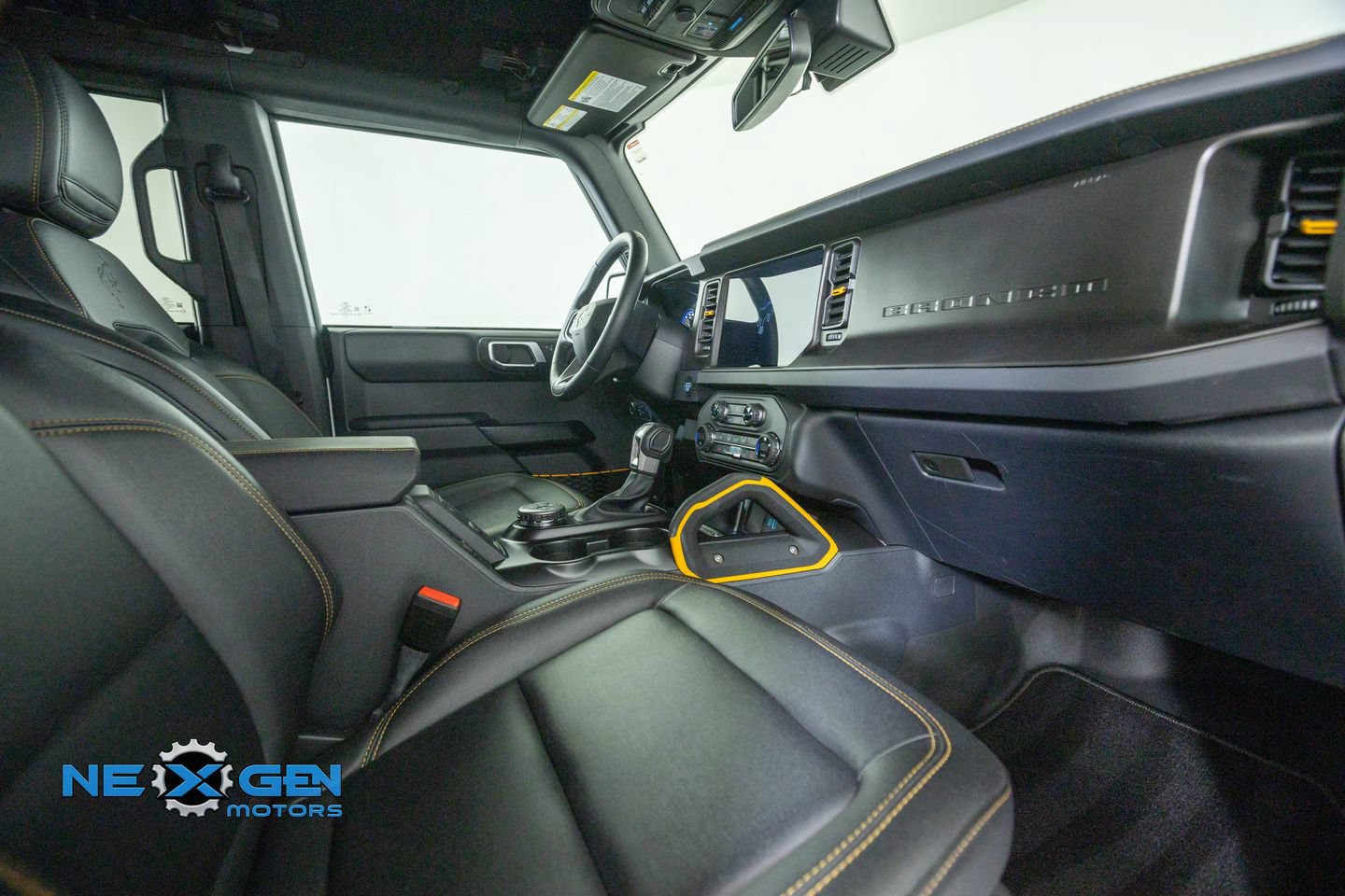 Used 2024 Ford Bronco Badlands AWD/4WD image 43