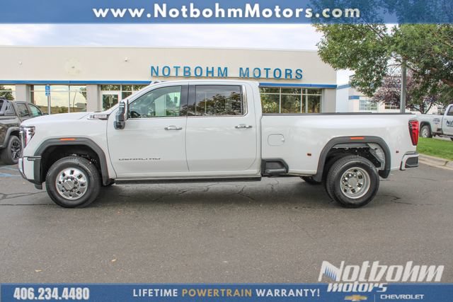 Used 2024 GMC Sierra 3500 Denali w/ Denali Reserve Package AWD/4WD image 4