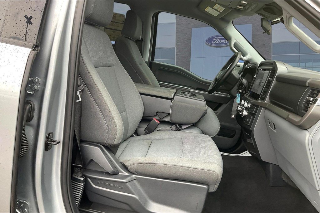 Certified 2025 Ford F150 XLT AWD/4WD image 30