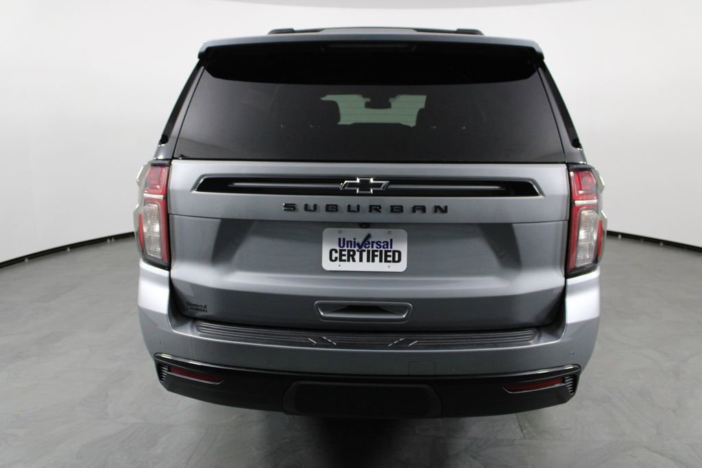 Used 2023 Chevrolet Suburban Z71 w/ Luxury Package image 8