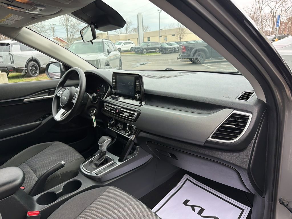 Certified 2022 Kia Seltos LX image 13