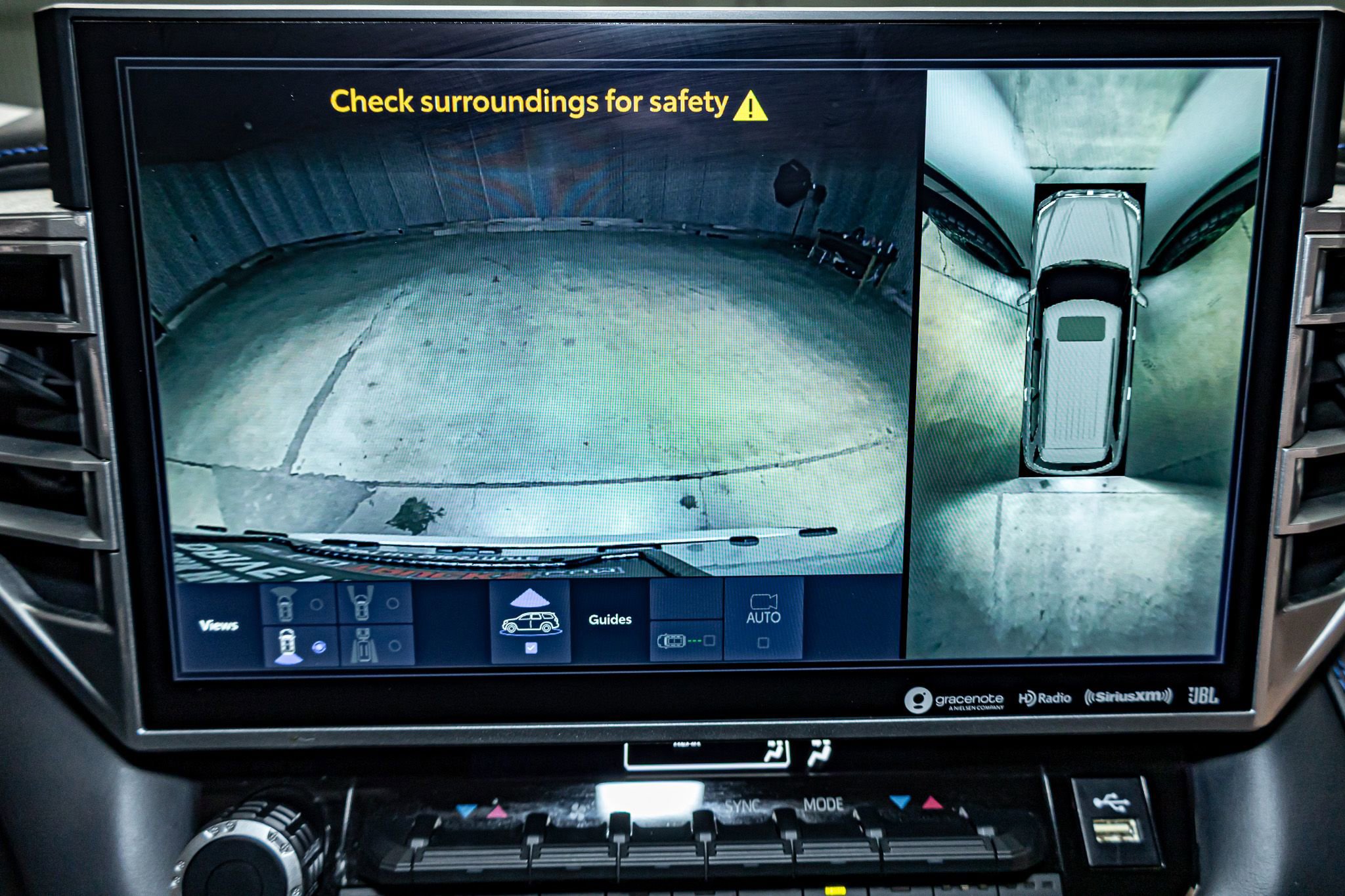 Used 2024 Toyota Sequoia Platinum image 23