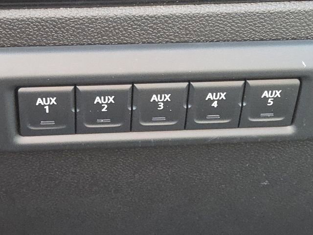 New 2026 GMC Sierra 3500 SLE w/ SLE Value Package image 9