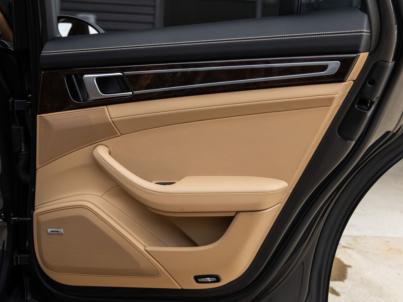 Certified 2018 Porsche Panamera image 35