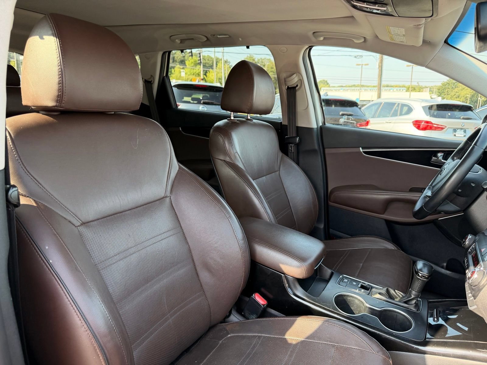 Used 2019 Kia Sorento SX FWD image 39