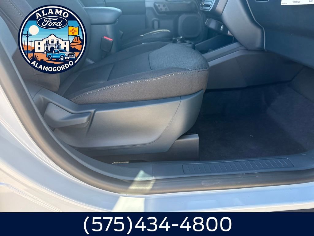 New 2025 Ford Maverick XL image 19