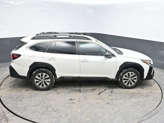 Used 2024 Subaru Outback Premium image 34