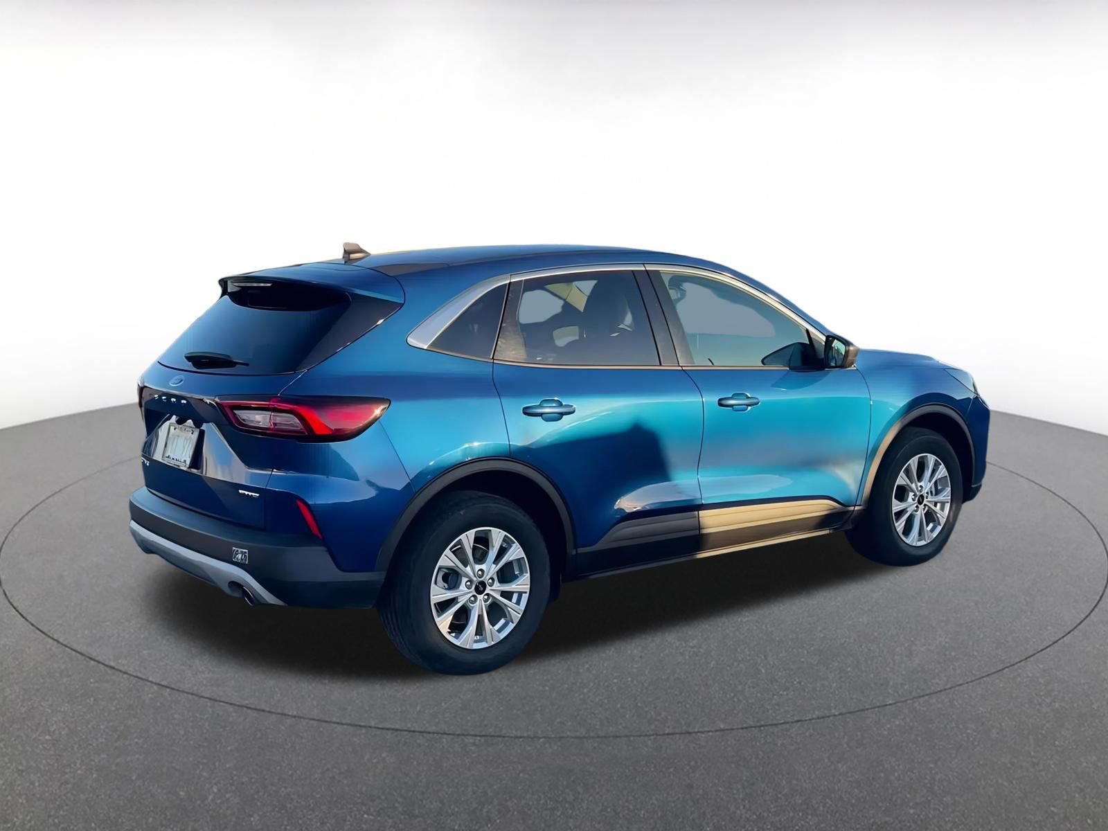 Used 2023 Ford Escape Active image 14