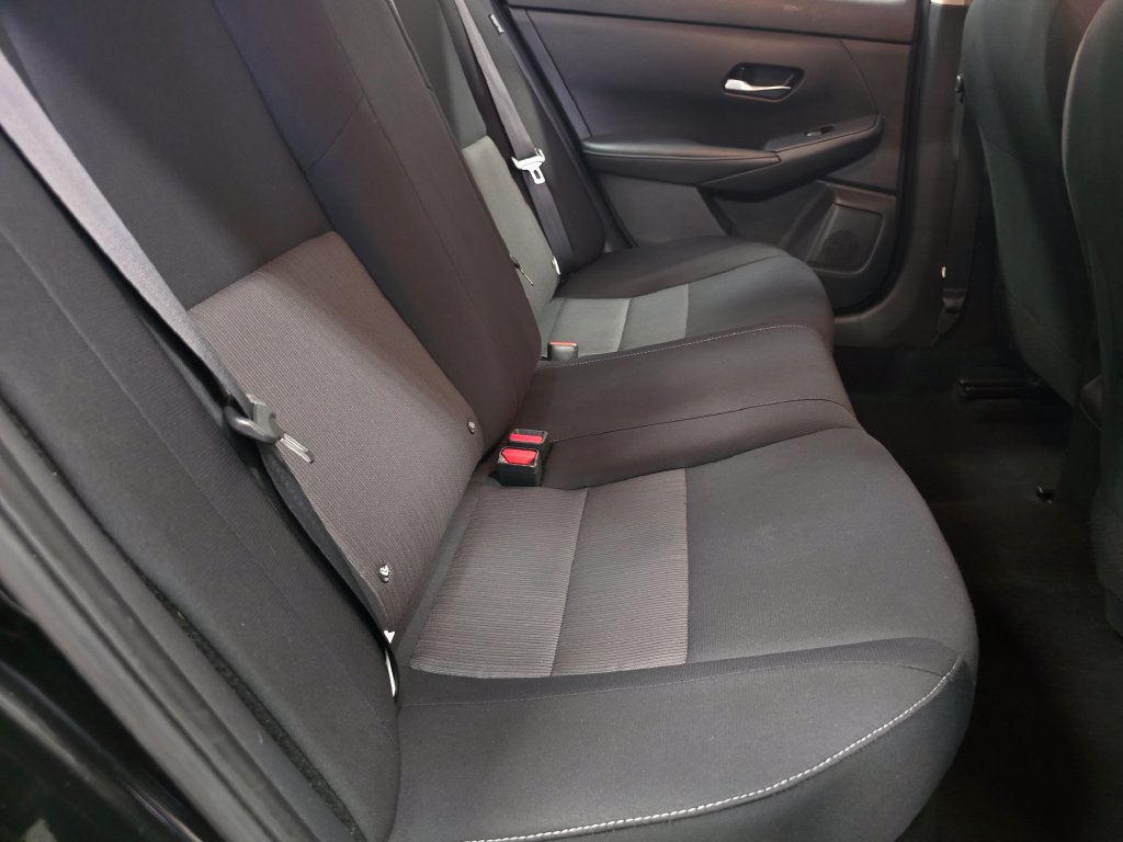 Used 2023 Nissan Sentra SV FWD image 17