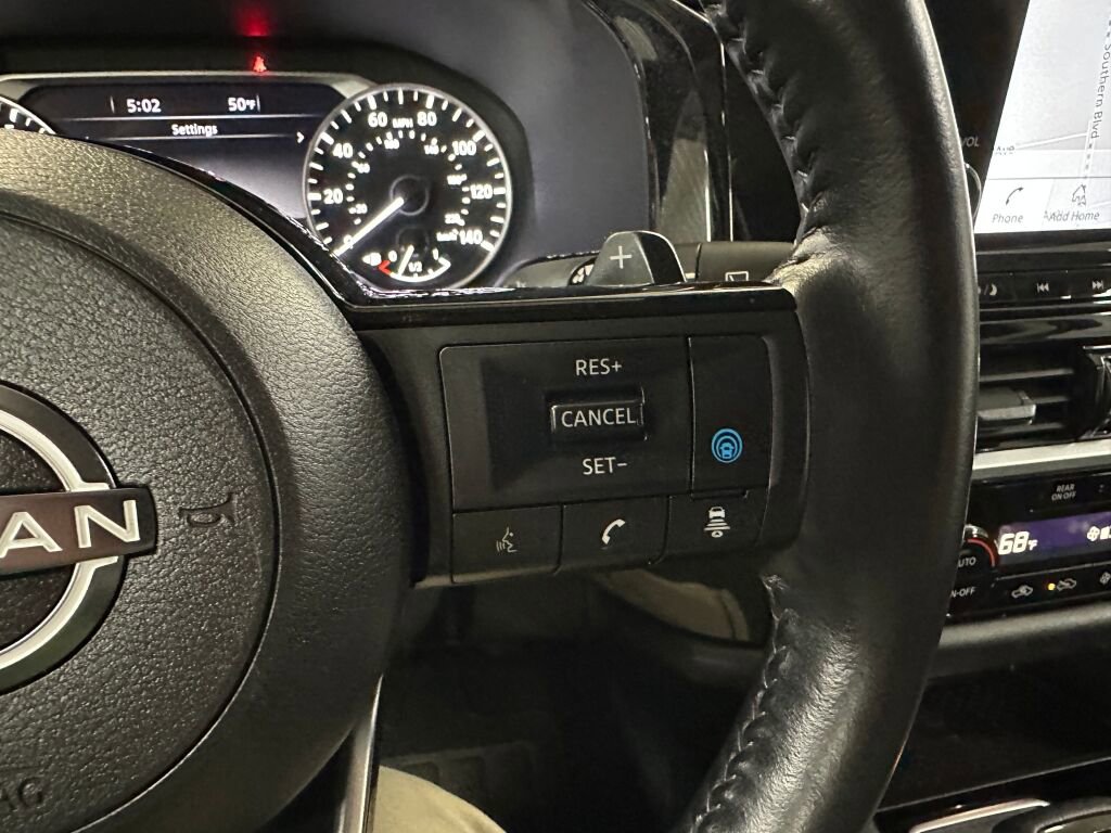 Used 2023 Nissan Pathfinder SL image 8