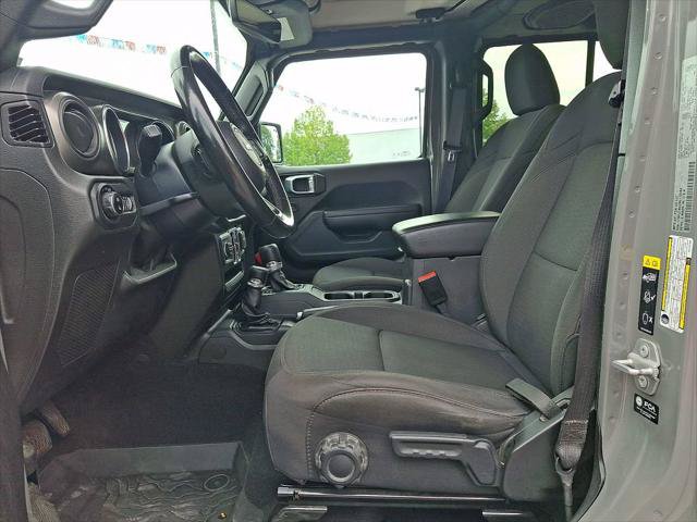 Certified 2022 Jeep Gladiator Overland AWD/4WD image 13