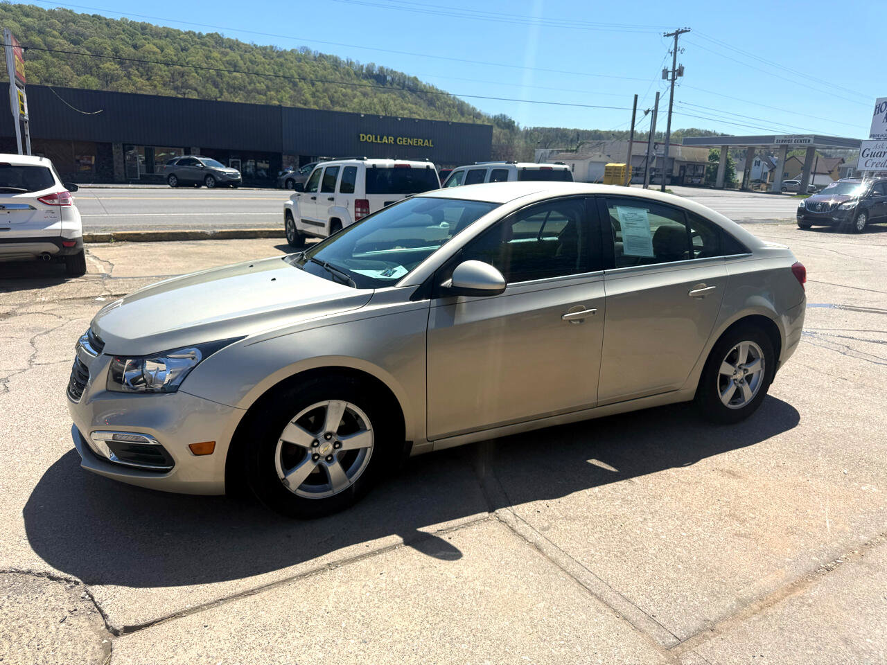 Used 2015 Chevrolet Cruze LT image 4