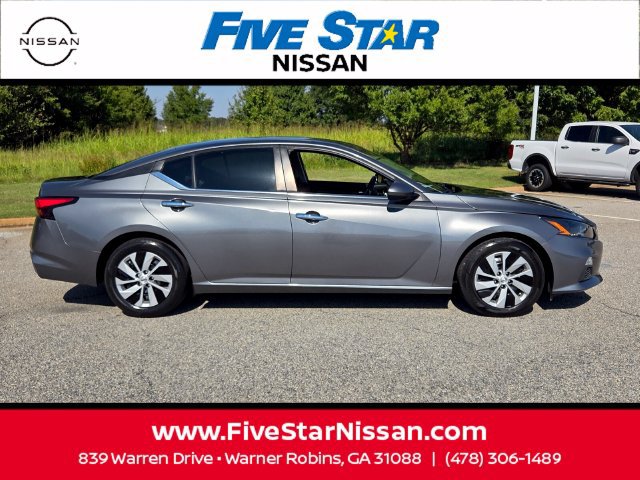 Used 2022 Nissan Altima 2.5 S FWD image 14